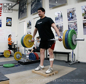 Steve halting deadlift  - Olympic Weightlifting, strength, conditioning, fitness, nutrition - Catalyst Athletics