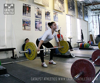 Alyssa snatch - Olympic Weightlifting, strength, conditioning, fitness, nutrition - Catalyst Athletics