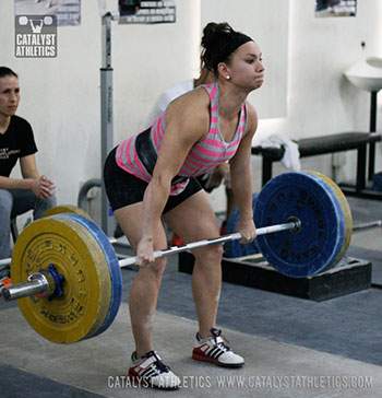 Alyssa clean - Olympic Weightlifting, strength, conditioning, fitness, nutrition - Catalyst Athletics